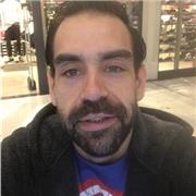 Abogado con especialidad administrativa y máster en banca y finanzas
